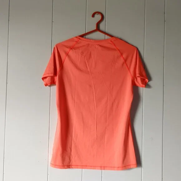 UNDER ARMOUR - Fitted Activewear T-Shirt - Picture 2 of 6